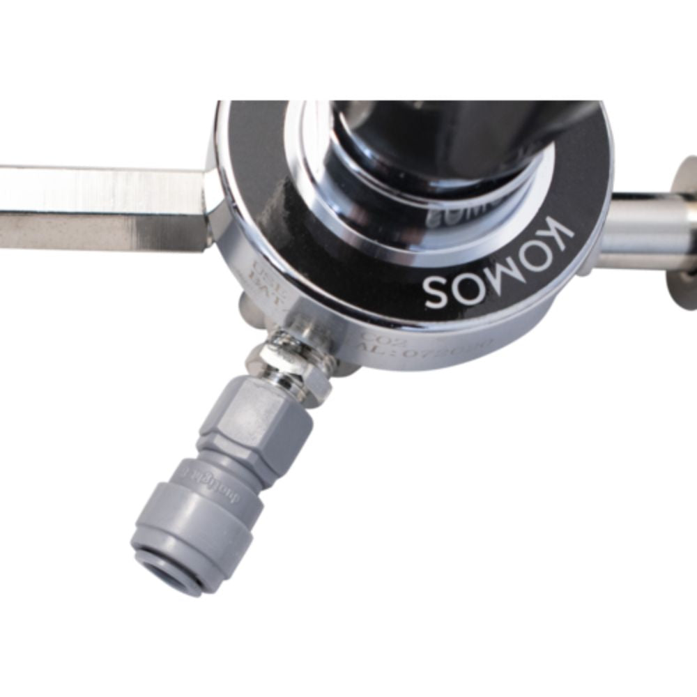 Komos Premium Dual Body CO2 Regulator Industrial-Grade 0–60 PSI Operating Range 1/4" Flare Fittings with Barbed Outlet & Duotight Adapter Fittings